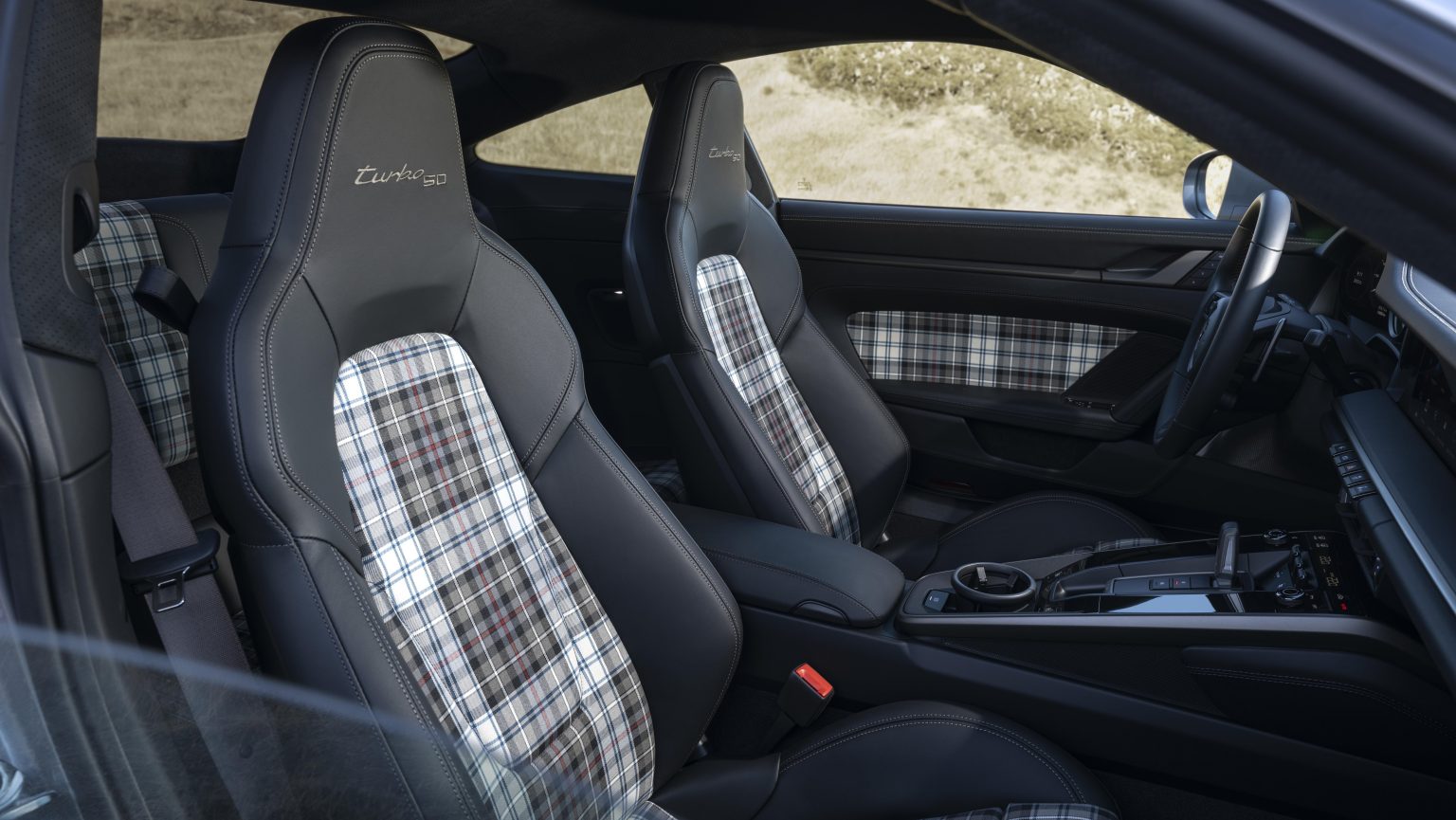 Porsche 911 Turbo 50 Interior Tartan (2)